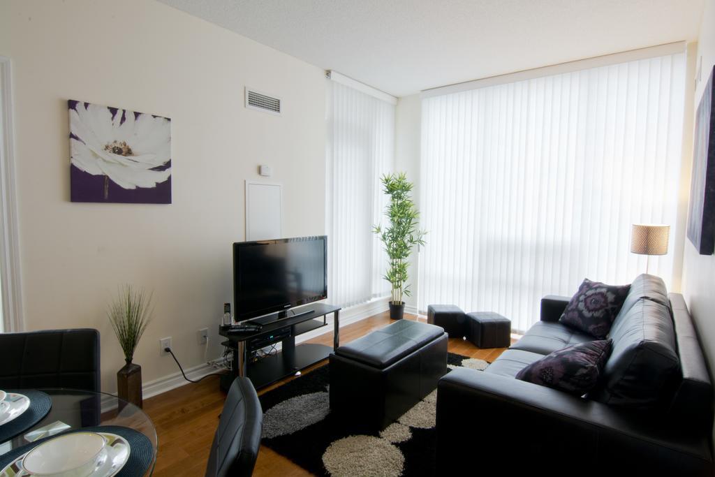 Maplewood Furnished Suites Mississauga Bilik gambar