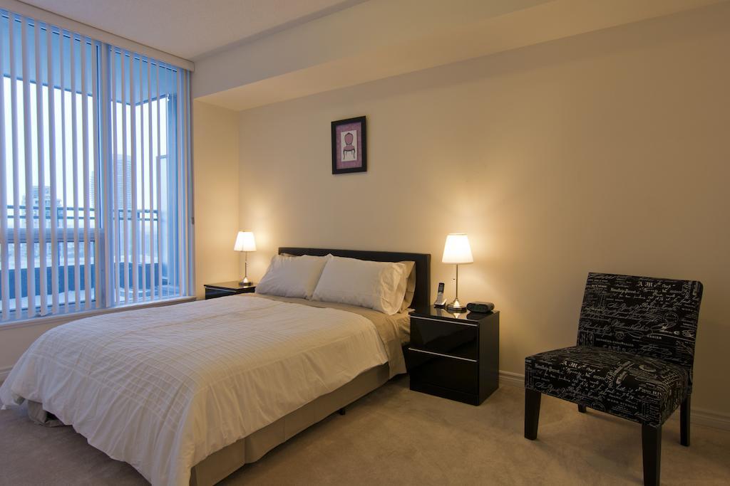 Maplewood Furnished Suites Mississauga Luaran gambar