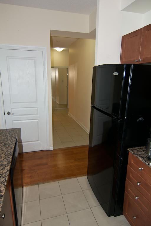 Maplewood Furnished Suites Mississauga Luaran gambar